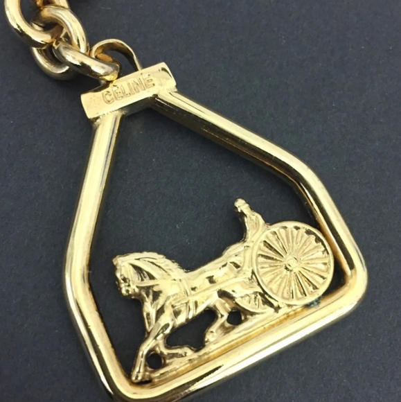CELINE HORSE CARRIAGE GOLD TONE KEY RING CHARM/1A4778 - Picture 6 of 12